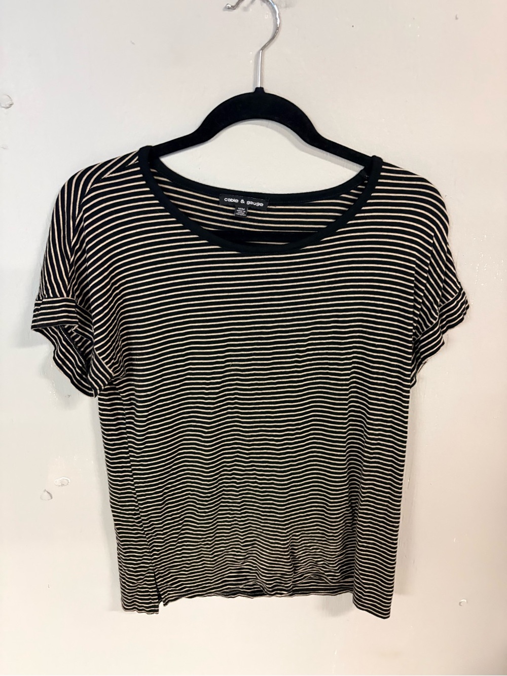Cable & Gauge Sripped Short Sleeve Tee in Black and Cream